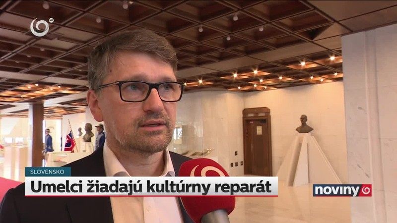 Umelci žiadajú kultúrny reparát