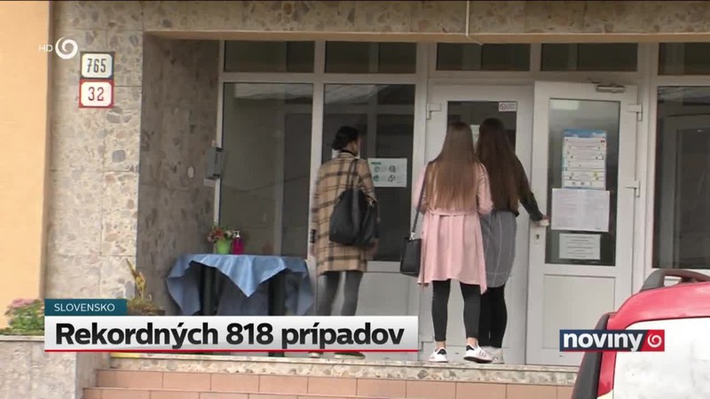 Rekordných 818 prípadov