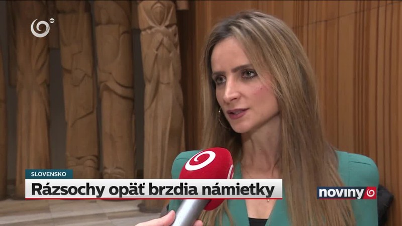 Rázsochy opäť brzdia námietky