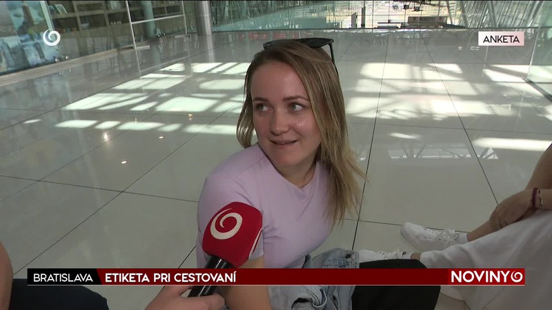 ETIKETA PRI CESTOVANÍ