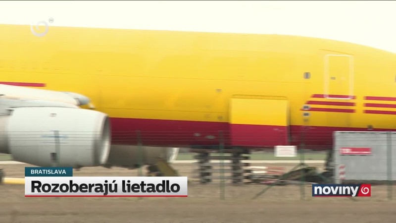 Rozoberajú lietadlo