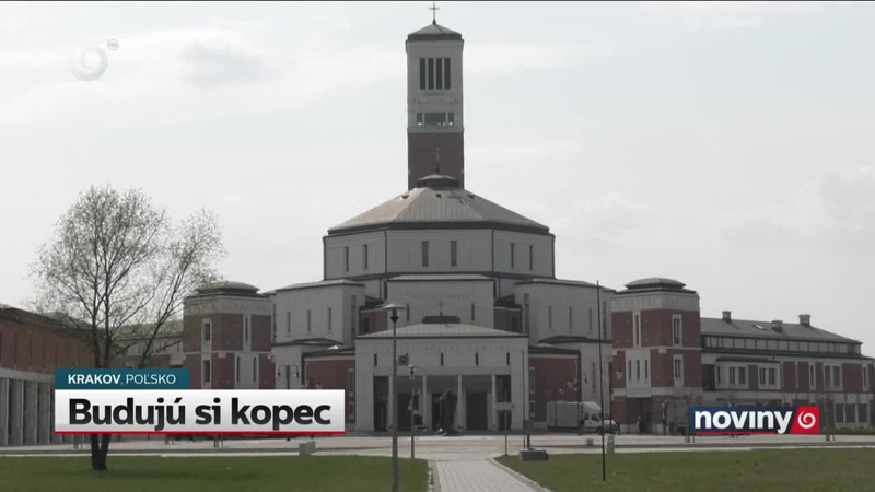 Budujú si kopec