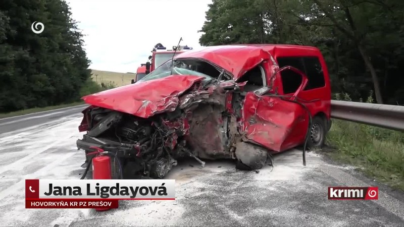 Zrážka auta s kamiónom