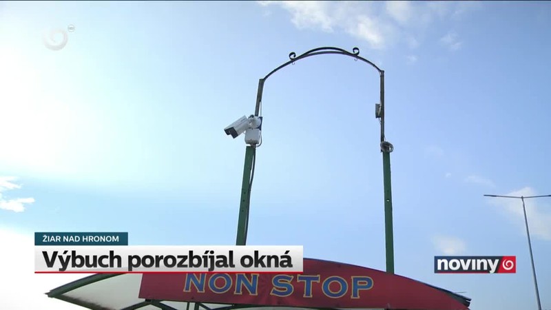 Výbuch porozbíjal okná