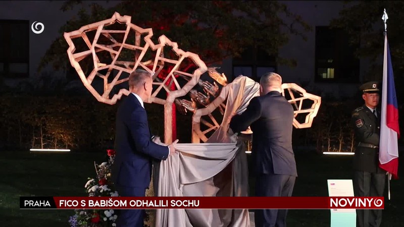 FICO S BABIŠOM ODHALILI SOCHU