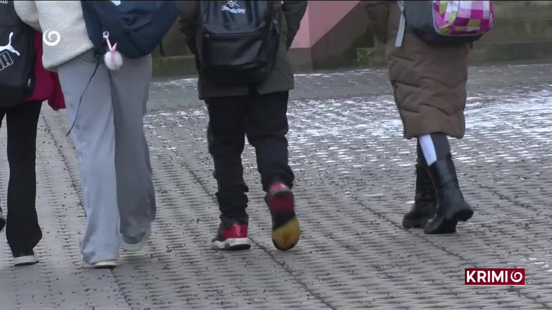 SPOLUŽIAČKAM SA VYHRÁŽAL NOŽOM