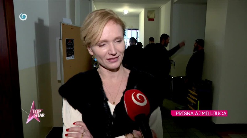 PRÍSNA AJ MILUJÚCA