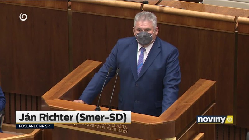Poslanci vyslovili dôveru vláde