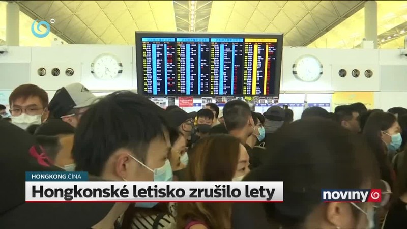 Hongkonské letisko zrušilo lety