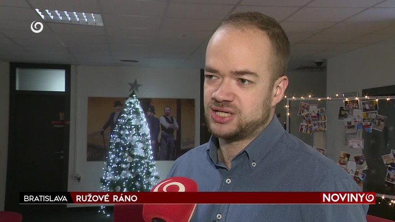 RUŽOVÉ RÁNO