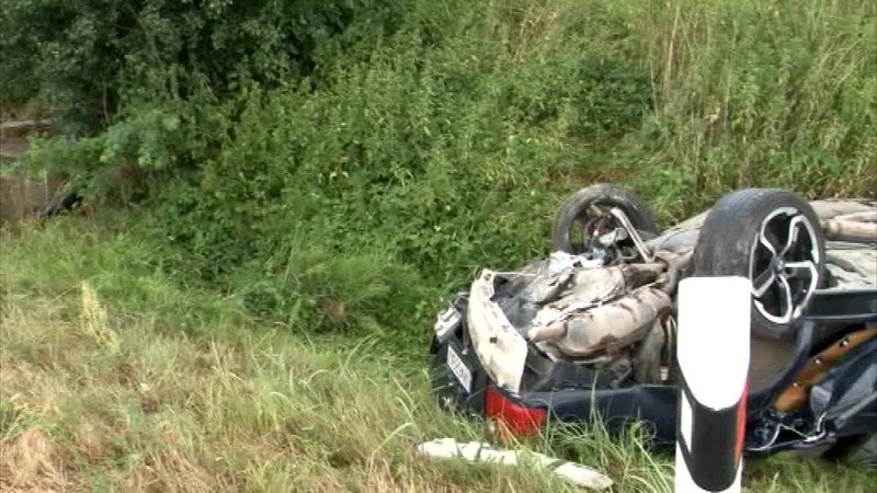 Tragickú dopravnú nehodu pri Veľkom Krtíši neprežil 26 ročný Erik