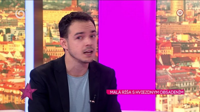 MALÁ RÍŠA S HVIEZDNYM OBSADENÍM