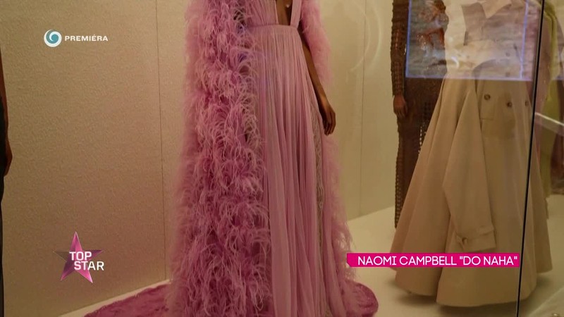 NAOMI CAMPBELL "DO NAHA"