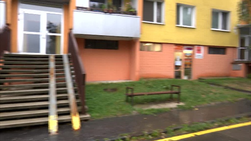 Ozbrojený muž na úteku v Bratislave! Polícia žiada o pomoc