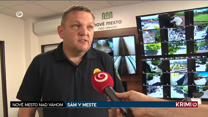 SÁM V MESTE
