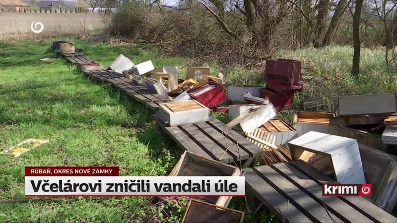 Včelárovi zničili vandali úle