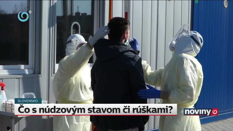 Čo s núdzovým stavom či rúškami?