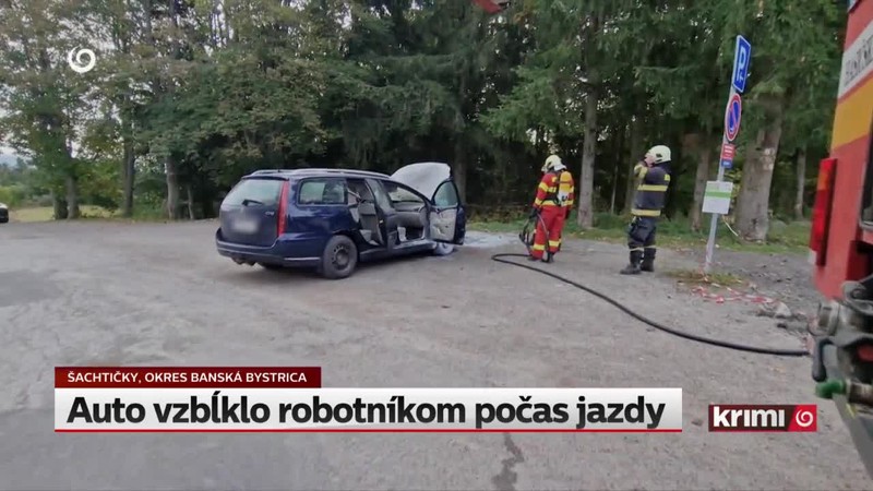 Auto vzbĺklo robotníkom počas jazdy