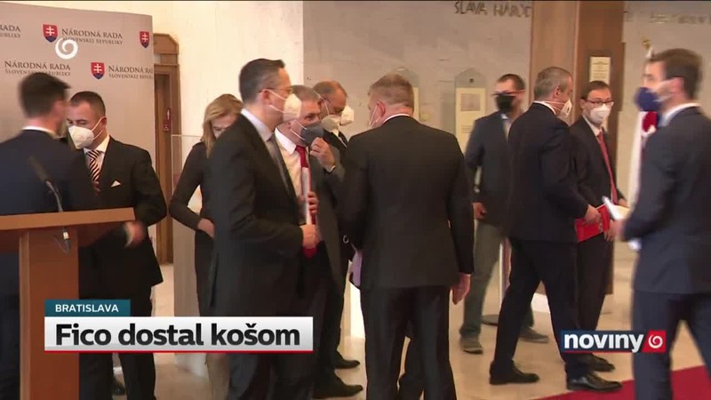 Fico dostal košom