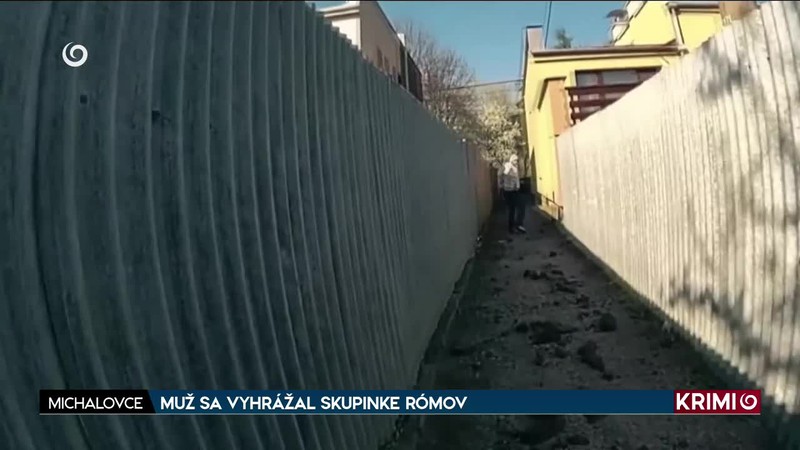 MUŽ SA VYHRÁŽAL SKUPINKE RÓMOV