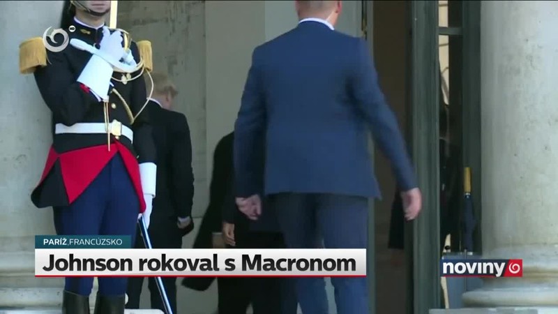 Johnson rokoval s Macronom