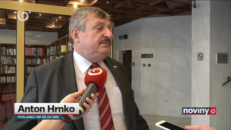 Fico v starej forme, kope kade tade