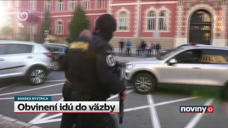 Obvinení idú do väzby