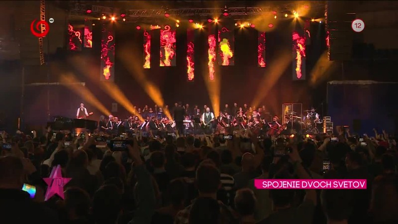 SPOJENIE DVOCH SVETOV