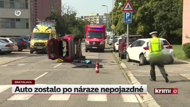 Auto zostalo po náraze nepojazdné