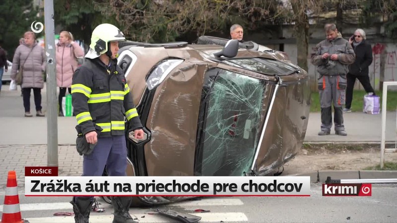 Zrážka áut na priechode pre chodcov