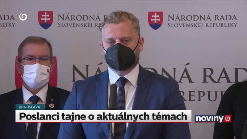 Poslanci tajne o aktuálnych témach