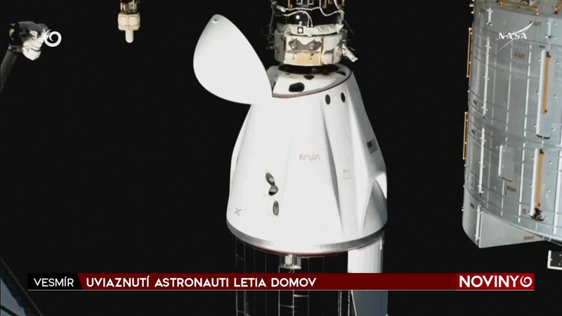 UVIAZNUTÍ ASTRONAUTI LETIA DOMOV