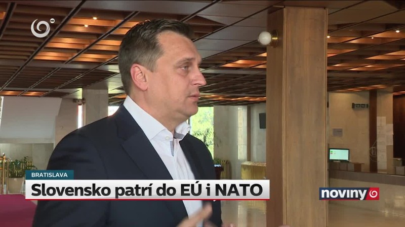 Slovensko patrí do EÚ i NATO