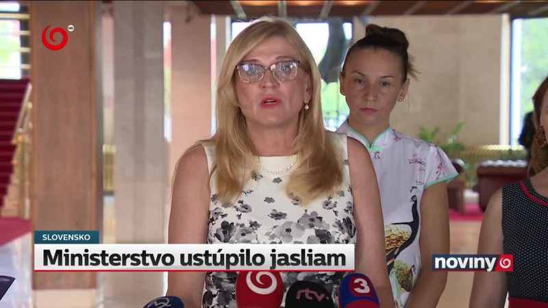 Ministerstvo ustúpilo jasliam
