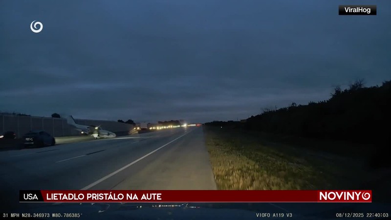 LIETADLO PRISTÁLO NA AUTE