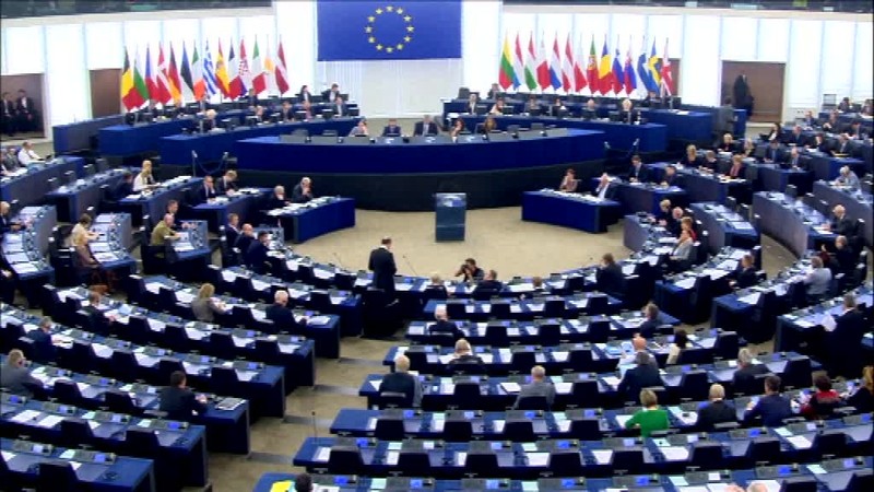 Rokovania medzi EÚ a Britániou sú pomalé. Europoslanci ich priebeh kritizujú