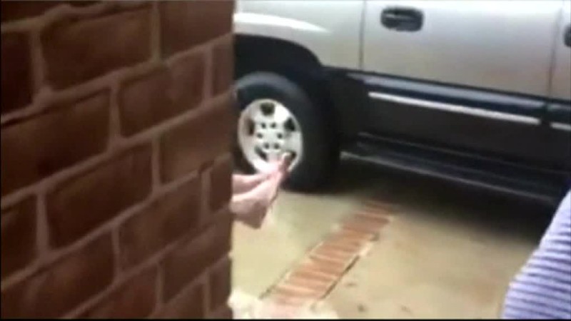 VIDEO: Počet obetí hurikánu Harvey stúpa. Evakuujú ďalšie mestá