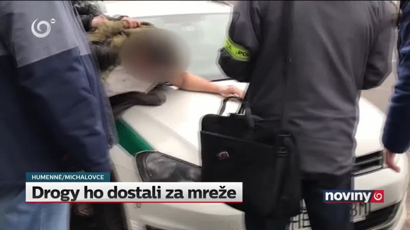 Drogy ho dostali za mreže