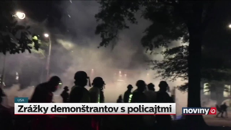 Zrážky demonštrantov s policajtmi