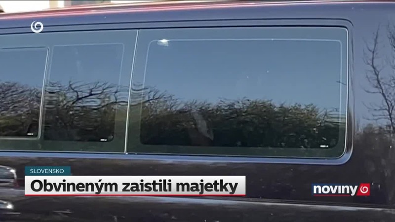Obvineným zaistili majetky