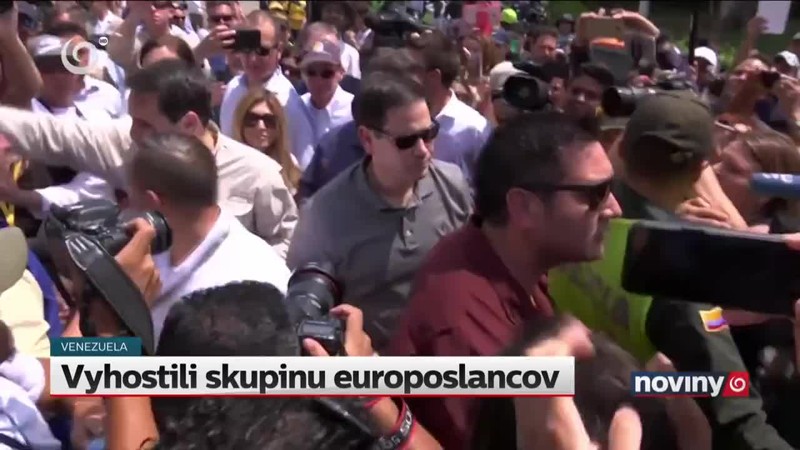 Vyhostili skupinu europoslancov