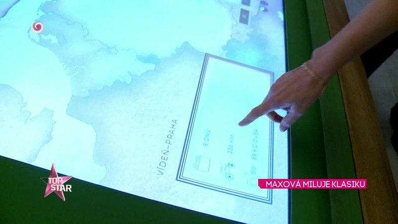 MAXOVÁ MILUJE KLASIKU