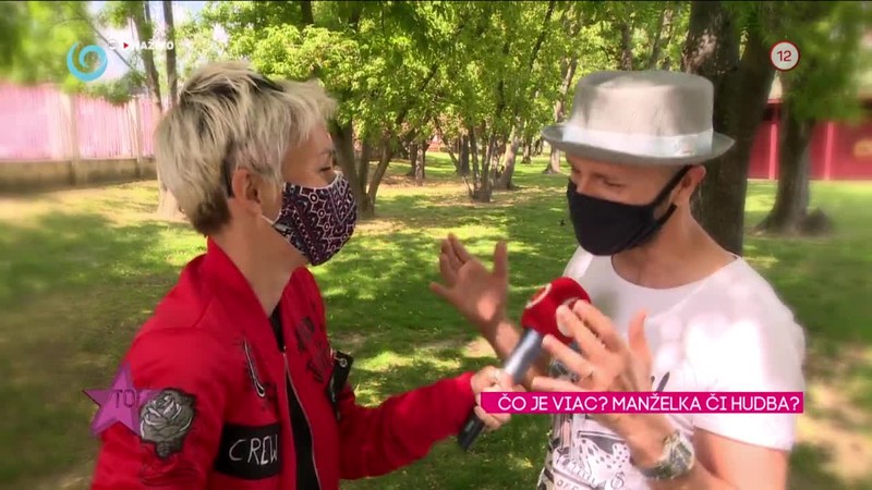 ČO JE VIAC? MANŽELKA ČI HUDBA?
