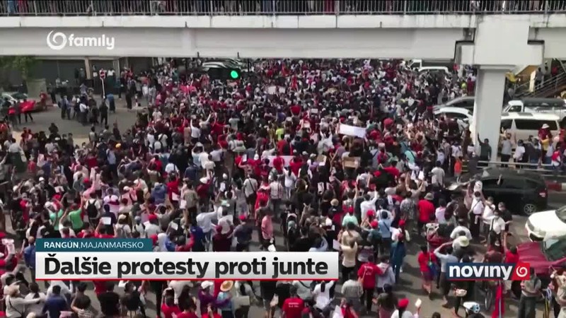Ďalšie protesty proti junte