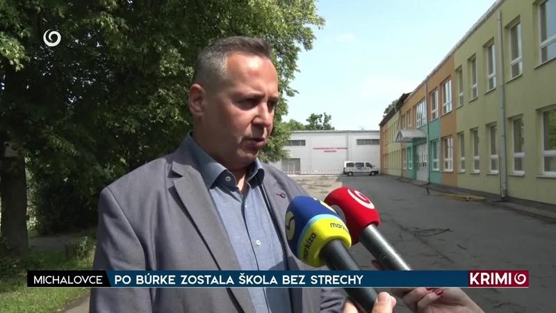 PO BÚRKE ZOSTALA ŠKOLA BEZ STRECHY