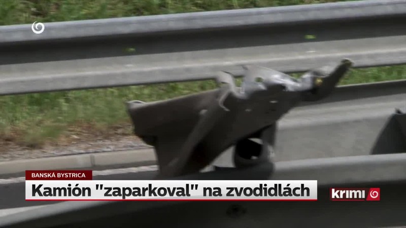 Kamión "zaparkoval" na zvodidlách