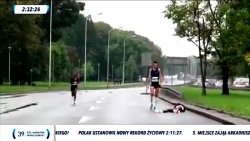 Slovenský bežec pomohol Keňanke