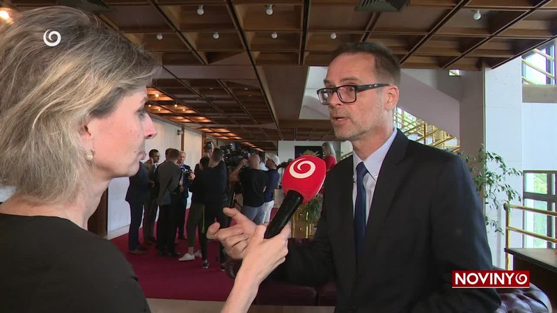 ÚSTAVNÉ ZMENY ROZHÁDALI OPOZÍCIU