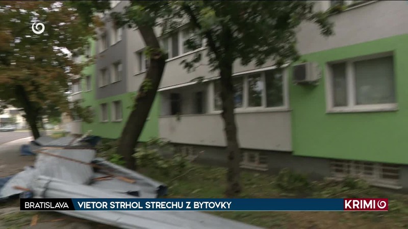 VIETOR STRHOL STRECHU Z BYTOVKY