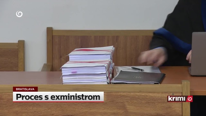 Proces s exministrom